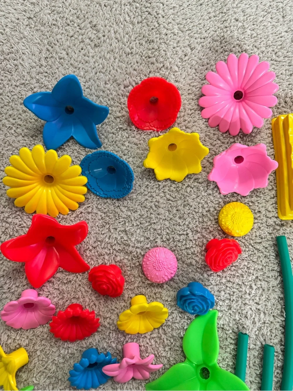 Playskool Create-a-Flower 33-Piece Basic Set MPN 846 Vintage 1992